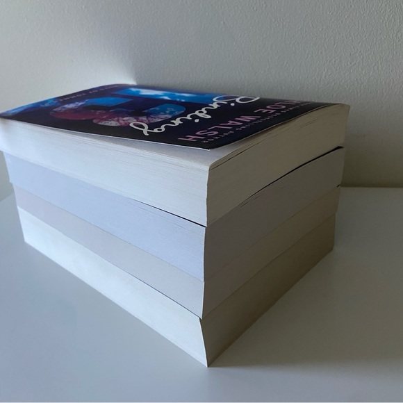 Boys Of Tommen Series | Chloe Walsh | Books 1-4 Bundle - Picture 7 of 7